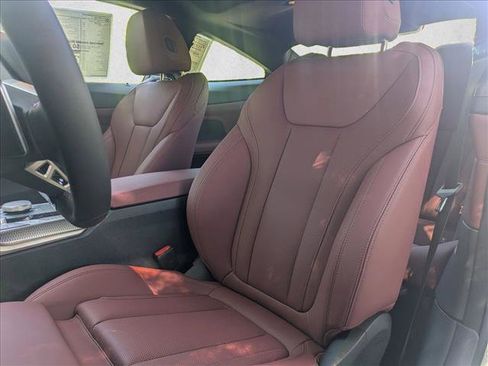 Used 2025 BMW M440i Coupe w/ Driving Assistance Package image 4