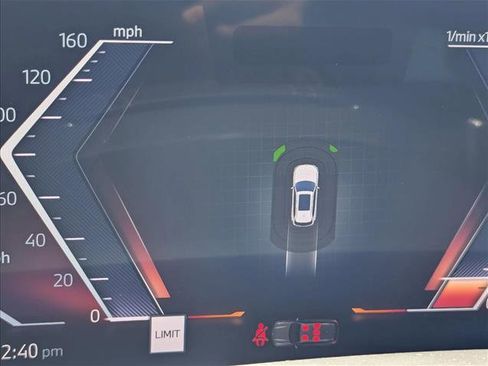 New 2026 BMW X5 sDrive40i image 10