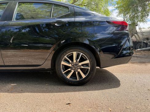 Used 2025 Nissan Versa SV image 14