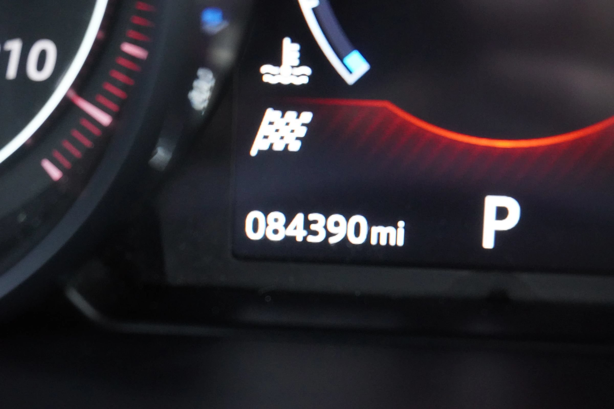 Used 2017 Jaguar F-TYPE R AWD/4WD image 14