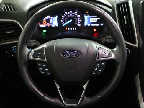Used 2022 Ford Edge SEL AWD/4WD image 17