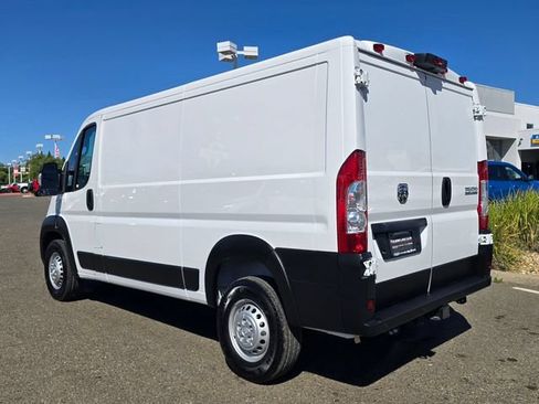 Used 2025 RAM ProMaster 1500 w/ Safety Group FWD image 6