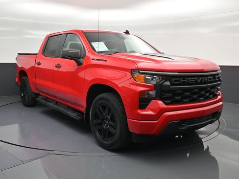 Used 2022 Chevrolet Silverado 1500 Custom w/ Rally Edition RWD image 5
