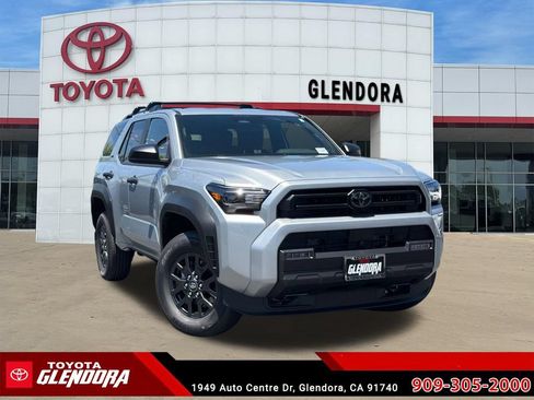 New 2026 Toyota 4Runner SR5 AWD/4WD image 2
