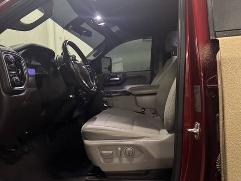 Used 2019 Chevrolet Silverado 1500 LT w/ Texas Edition RWD image 13