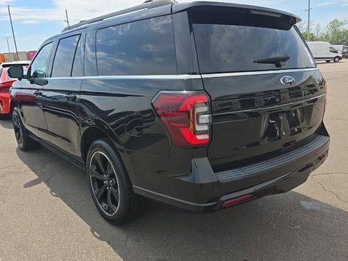 Used 2022 Ford Expedition Max Limited image 3