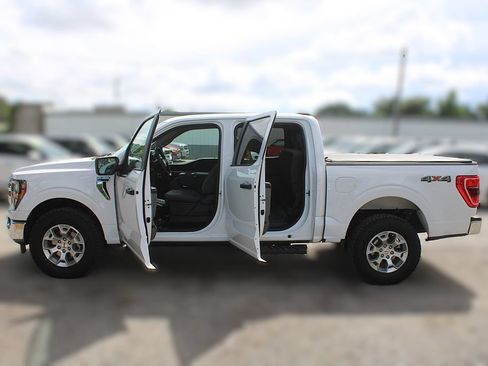 Used 2023 Ford F150 XLT AWD/4WD image 16