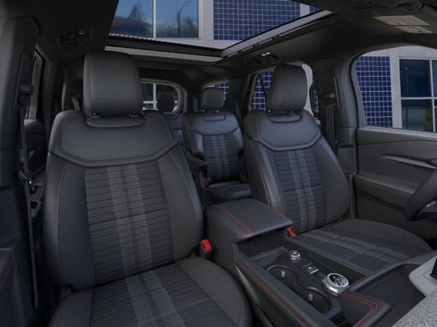 New 2026 Ford Explorer ST-Line w/ ST-Line Street Pack AWD/4WD image 11