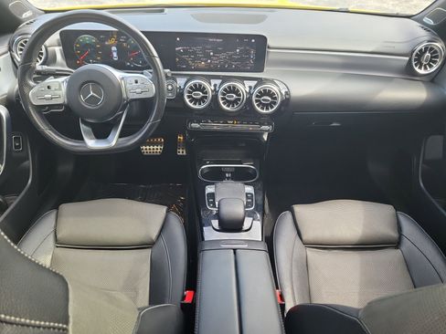 Used 2020 Mercedes-Benz CLA 250 image 10