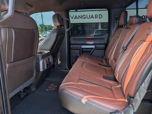 Used 2019 Ford F150 King Ranch w/ Equipment Group 601A Luxury AWD/4WD image 29