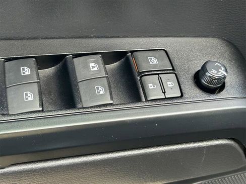 Certified 2023 Toyota Tacoma SR image 17