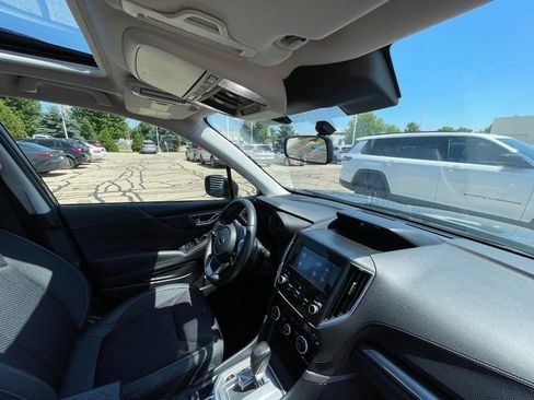Used 2023 Subaru Forester Premium AWD/4WD image 4