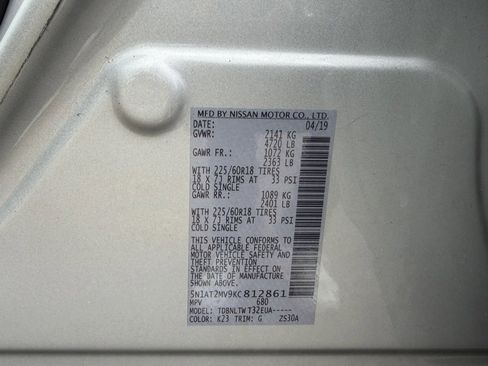 Used 2019 Nissan Rogue SV w/ Premium Package image 30