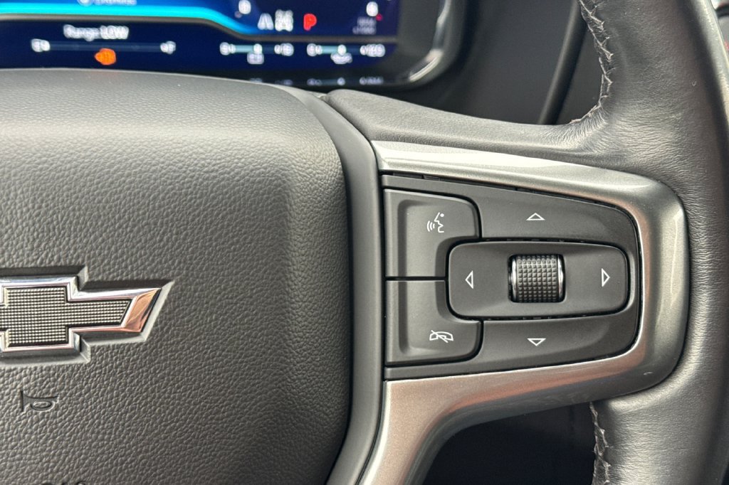 Used 2023 Chevrolet Tahoe Z71 AWD/4WD image 31