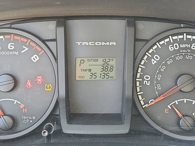 Used 2016 Toyota Tacoma SR w/ SR Convenience Package RWD image 19