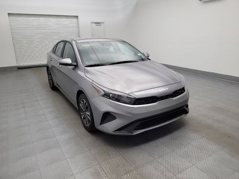 Used 2024 Kia Forte LXS w/ LXS Technology Package image 13