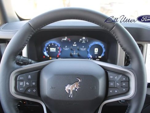 New 2026 Ford Bronco Outer Banks AWD/4WD image 17