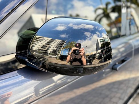 Used 2024 Land Rover Range Rover Long Wheelbase Autobiography image 21