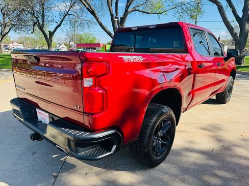 Used 2020 Chevrolet Silverado 1500 LT Trail Boss AWD/4WD image 3