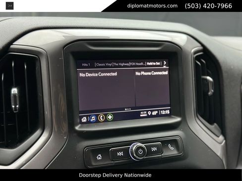 Used 2023 Chevrolet Silverado 1500 Custom image 29