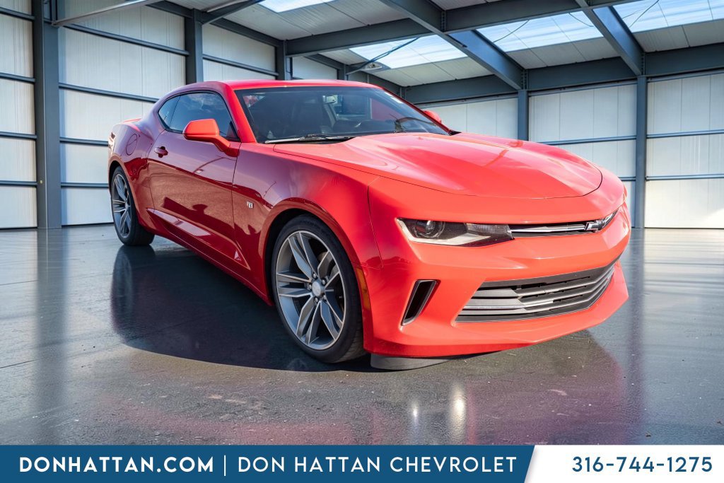 Used 2017 Chevrolet Camaro LT RWD image 28