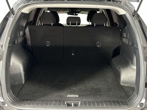 Used 2022 Hyundai Tucson SE image 25