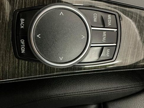 Used 2018 BMW 330i xDrive Sedan w/ Convenience Package AWD/4WD image 22