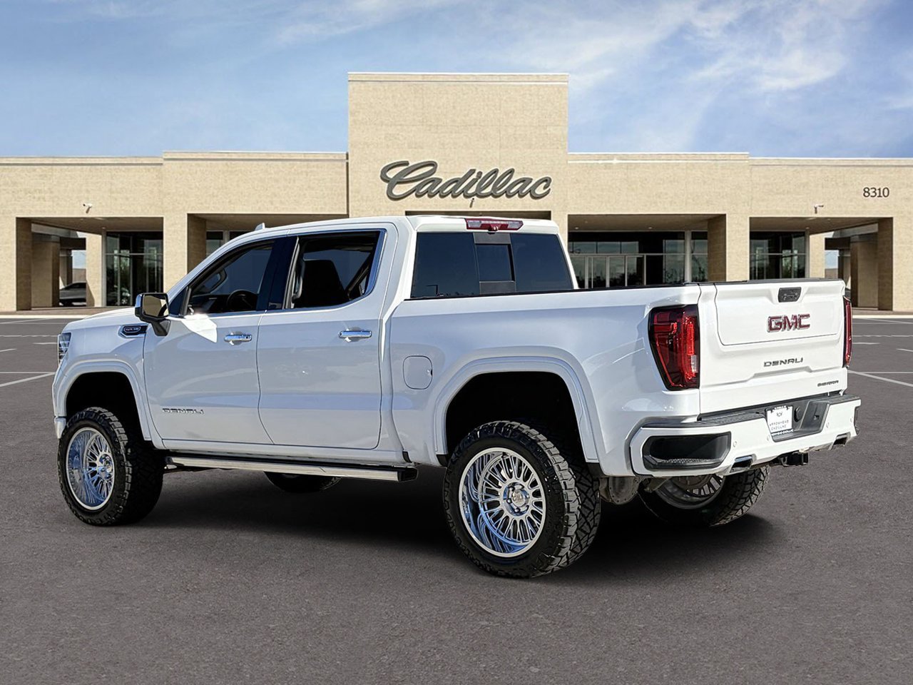 Used 2022 GMC Sierra 1500 Denali w/ Denali Reserve Package AWD/4WD image 7