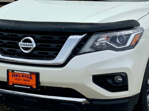 Used 2020 Nissan Pathfinder SL AWD/4WD image 12