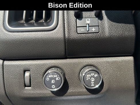 Used 2020 Chevrolet Colorado ZR2 w/ Colorado ZR2 Bison Edition AWD/4WD image 16
