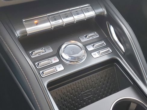 New 2026 Lincoln Nautilus Premier image 25