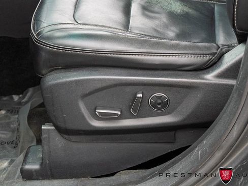 Used 2017 Ford Explorer Platinum AWD/4WD image 25