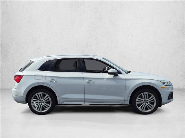 Used 2019 Audi Q5 2.0T Premium Plus w/ Premium Plus Package AWD/4WD image 4