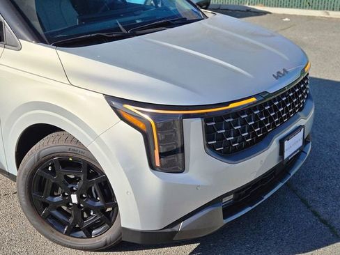 New 2026 Kia Carnival SX Prestige image 3