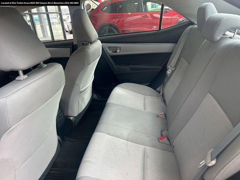 Used 2014 Toyota Corolla LE image 10