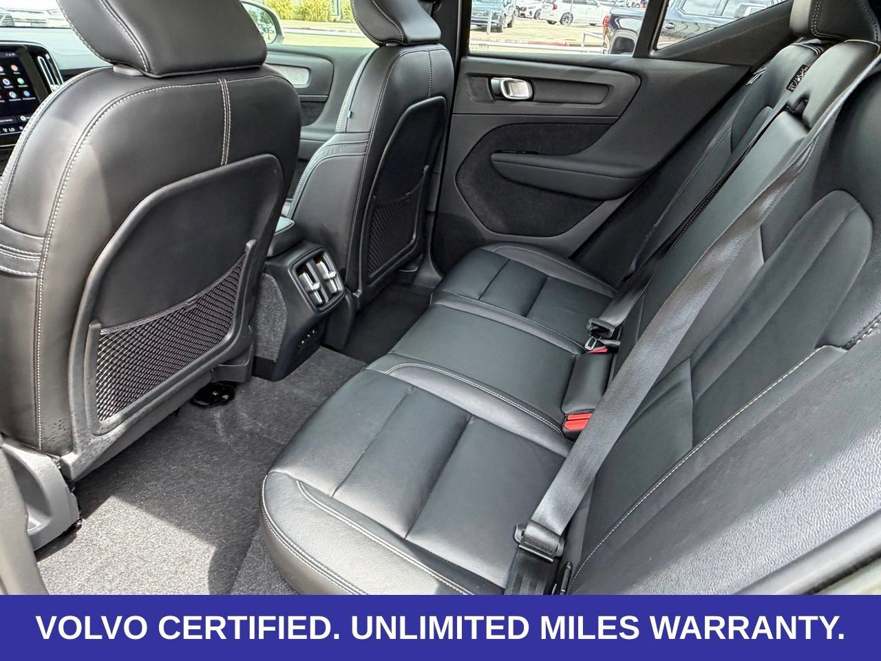 Certified 2024 Volvo XC40 B5 Plus w/ Protection Package Premier AWD/4WD image 34