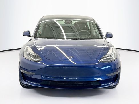 Used 2023 Tesla Model 3 Standard Range RWD image 2