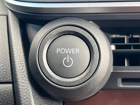New 2026 Toyota Prius Plug-In Hybrid FWD image 24