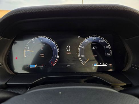 New 2025 Jeep Grand Cherokee Altitude image 19