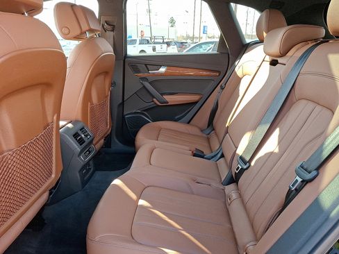 Used 2022 Audi Q5 2.0T Premium Plus w/ Premium Plus Package image 10