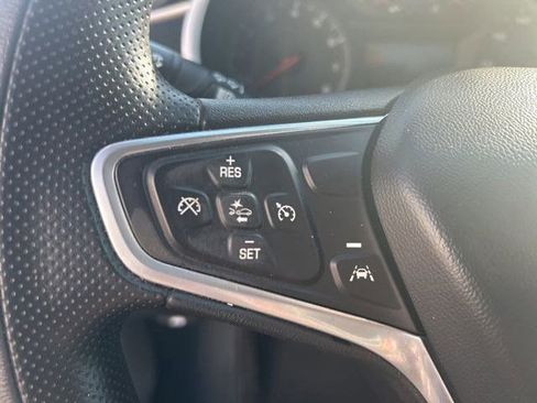 Used 2023 Chevrolet Malibu LT image 17