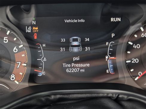 Used 2024 Jeep Compass Limited image 19