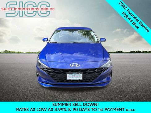 Used 2023 Hyundai Elantra Blue FWD image 2