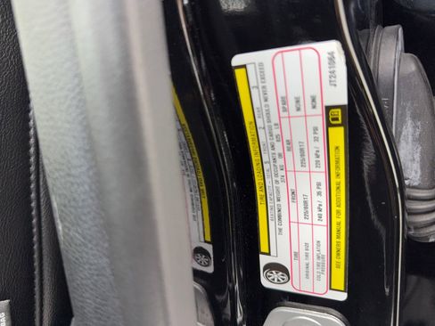 Used 2018 Jeep Compass Latitude w/ Popular Equipment Group image 50