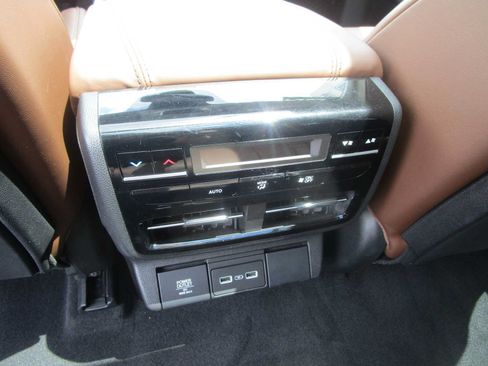 Certified 2024 Acura MDX SH-AWD w/ Technology Package image 11