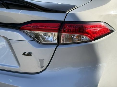 Used 2024 Toyota Corolla LE FWD image 6