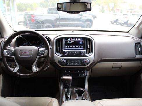 Used 2018 GMC Canyon SLT w/ Driver Alert Package AWD/4WD image 16