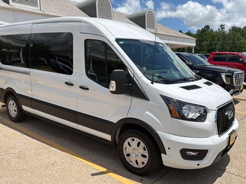 Used 2025 Ford Transit 350 XLT RWD image 13