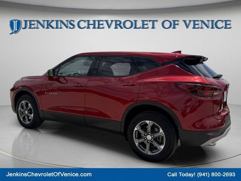 Used 2023 Chevrolet Blazer LT FWD image 8