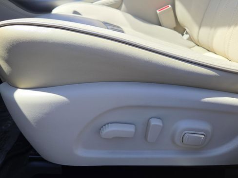 Used 2018 INFINITI QX60 Luxe w/ Deluxe Technology Package image 11